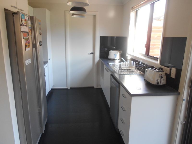 5 Grenada Road, Glenfield NSW 2167