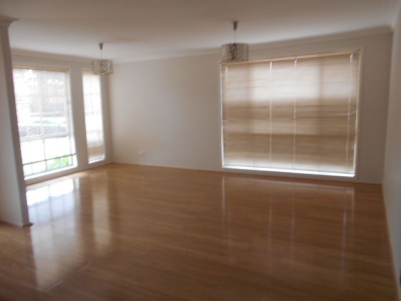 139 Kendall Drive, Casula NSW 2170