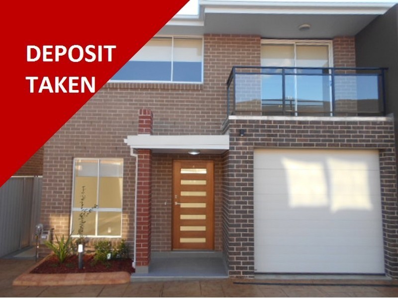 6/10 Old Glenfield Road, Casula NSW 2170