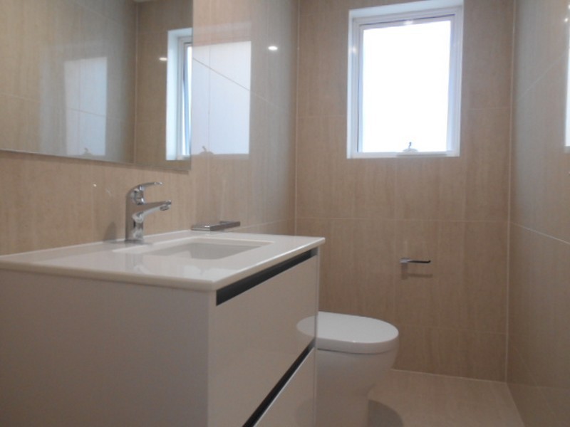 32/10 Old Glenfield Road, Casula NSW 2170