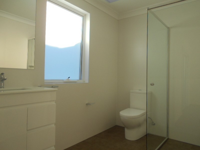 32/10 Old Glenfield Road, Casula NSW 2170