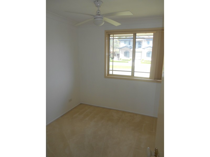 39 Mannow Avenue, West Hoxton NSW 2171