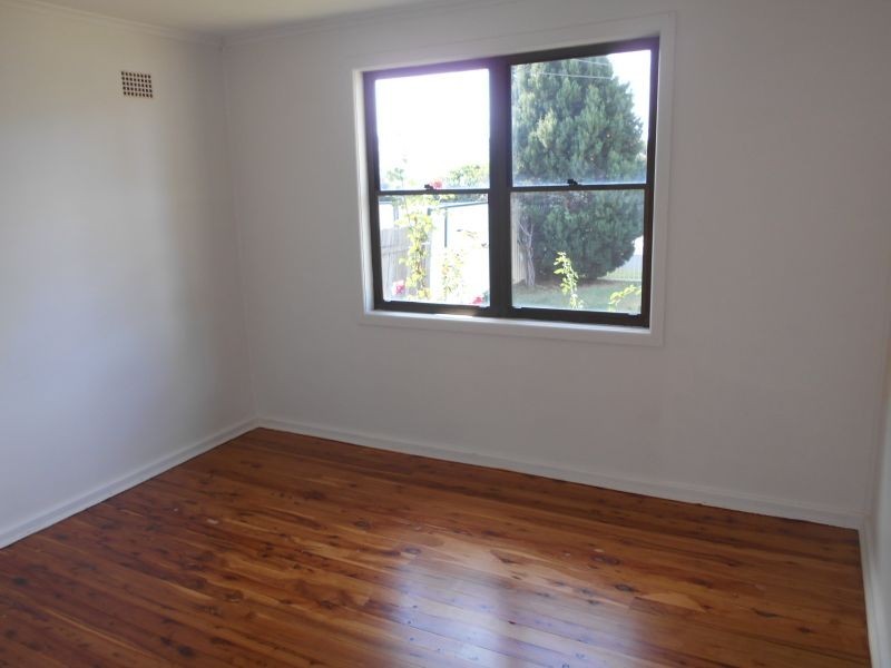3 Hilda Ave, Casula NSW 2170