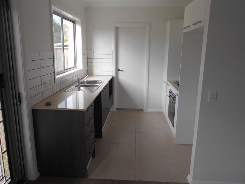 77 Hemsworth Avenue, Middleton Grange NSW 2171