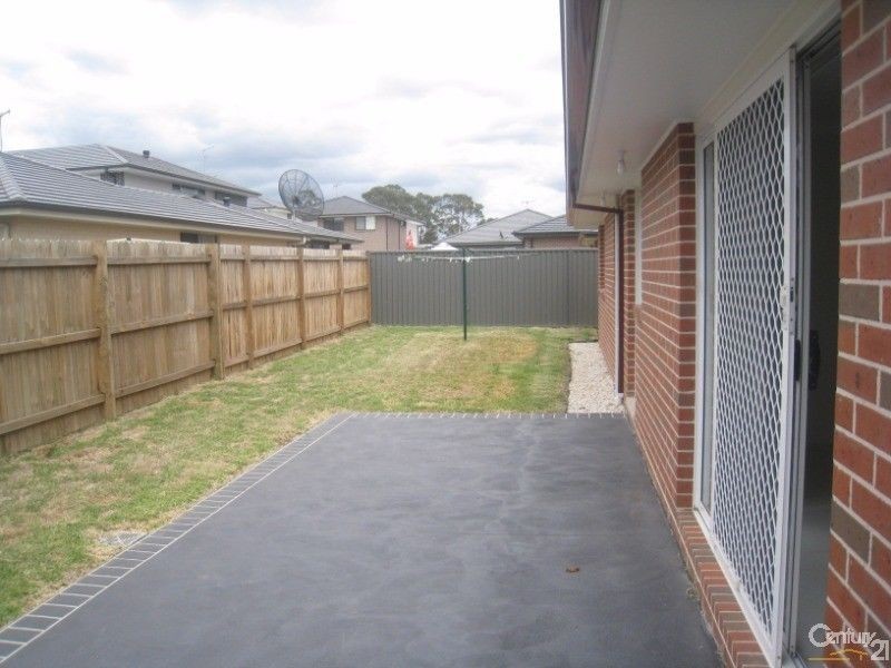 30 Sunday Circuit, Edmondson Park NSW 2174