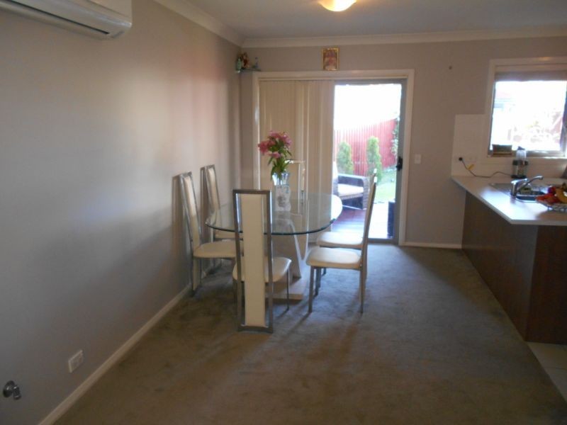 6 Grenada Road, Glenfield NSW 2167