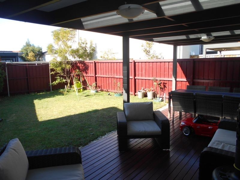 6 Grenada Road, Glenfield NSW 2167