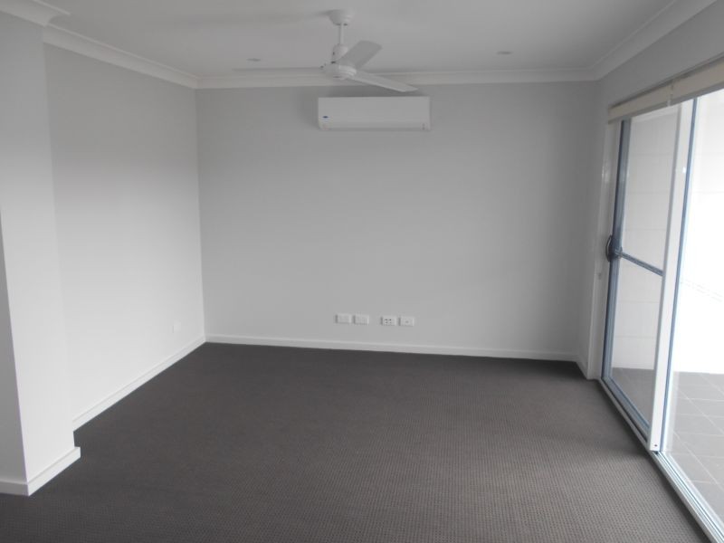 28/73 Sovereign Circuit, Glenfield NSW 2167