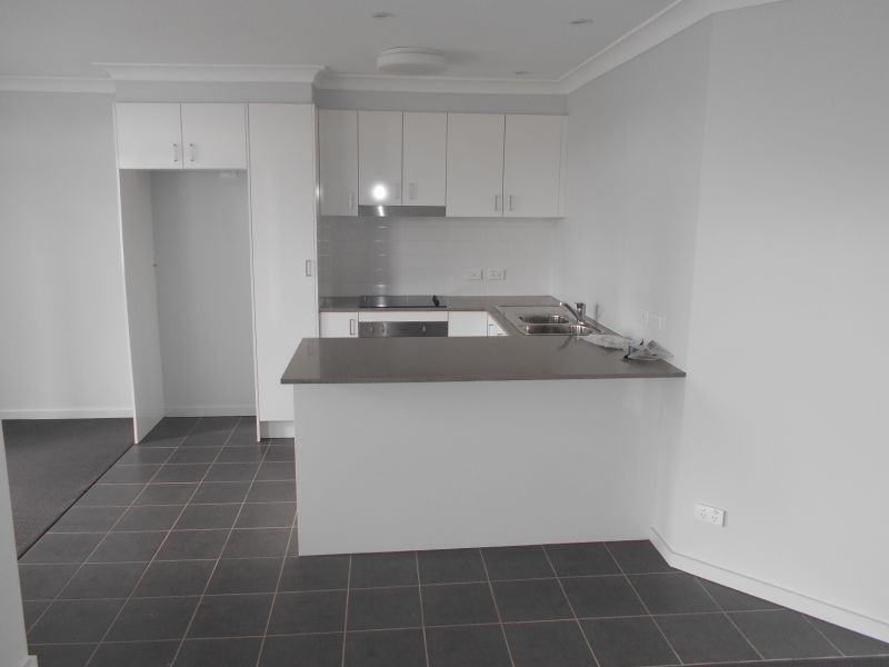 28/73 Sovereign Circuit, Glenfield NSW 2167