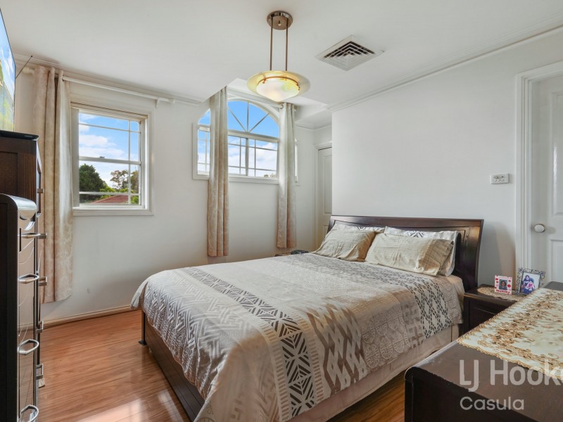 34 Kitson Way, Casula NSW 2170