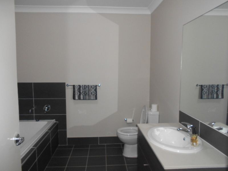 6 Myall Street, Gregory Hills NSW 2557