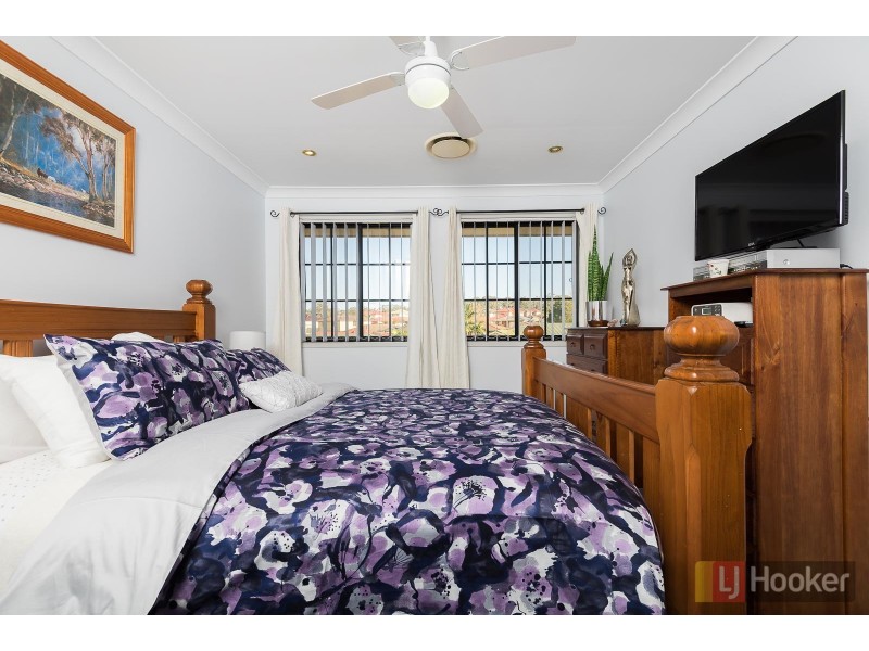 62 Ironside Avenue, St Helens Park NSW 2560