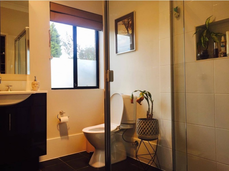 15B Canberra Avenue, Casula NSW 2170