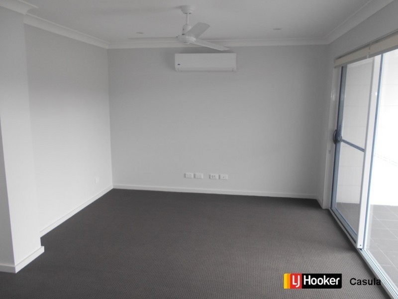 28/73 Sovereign Circuit, Glenfield NSW 2167