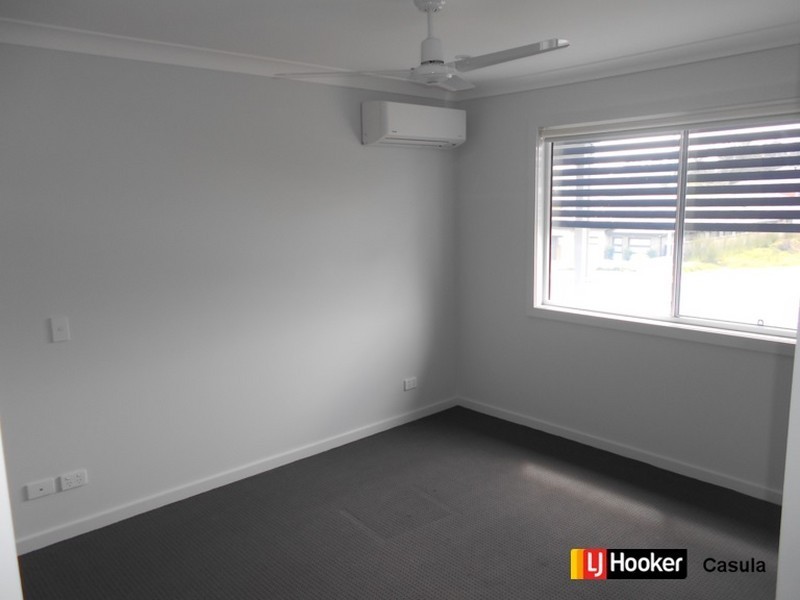 28/73 Sovereign Circuit, Glenfield NSW 2167