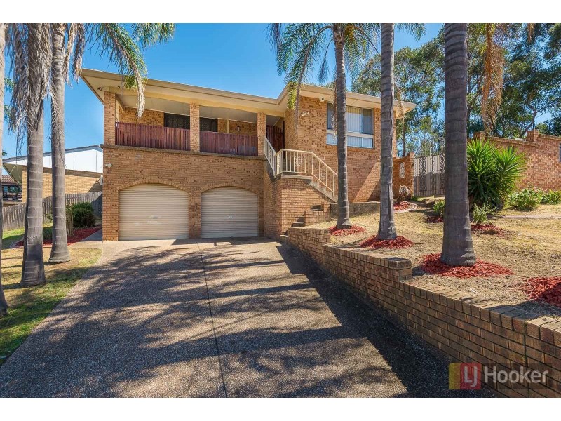 9 Lakewood Crescent, Casula NSW 2170