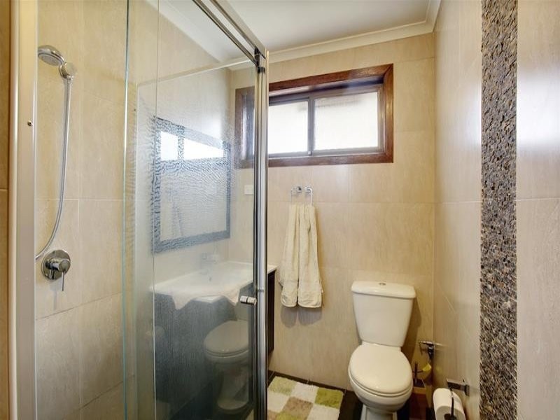 7 Ida Avenue, Lurnea NSW 2170