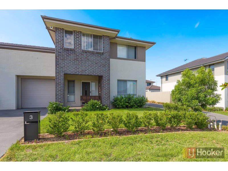 3 Regalia Crescent, Glenfield NSW 2167