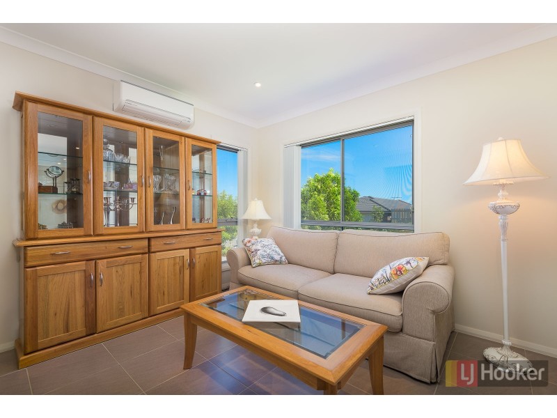 3 Regalia Crescent, Glenfield NSW 2167