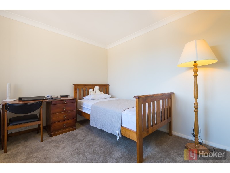 3 Regalia Crescent, Glenfield NSW 2167