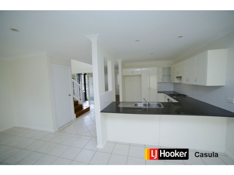 2 Kendall Drive, Casula NSW 2170