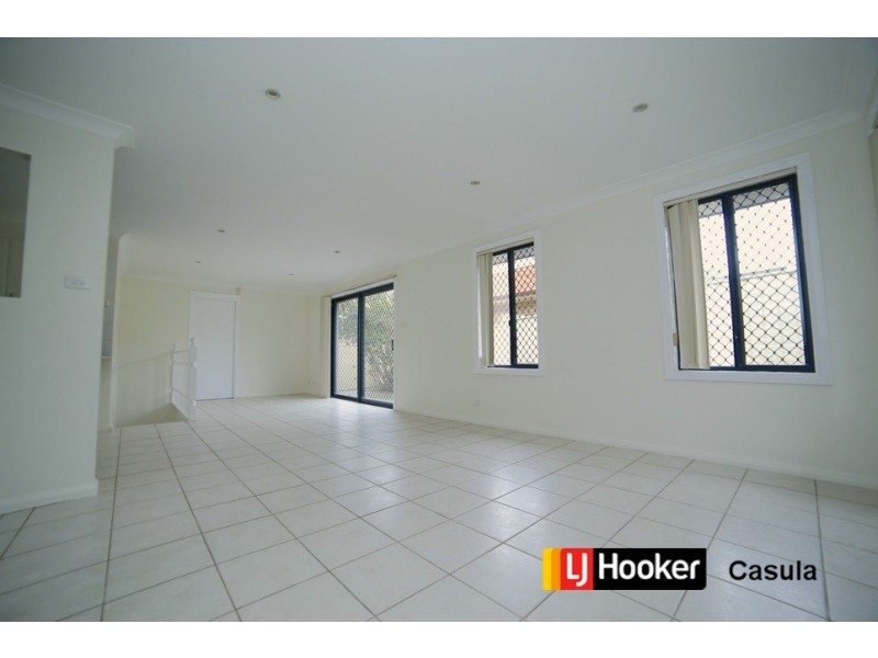 2 Kendall Drive, Casula NSW 2170