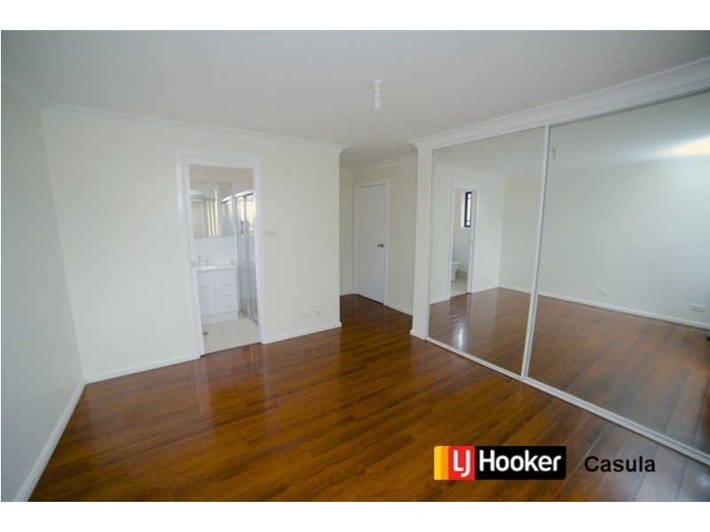 2 Kendall Drive, Casula NSW 2170