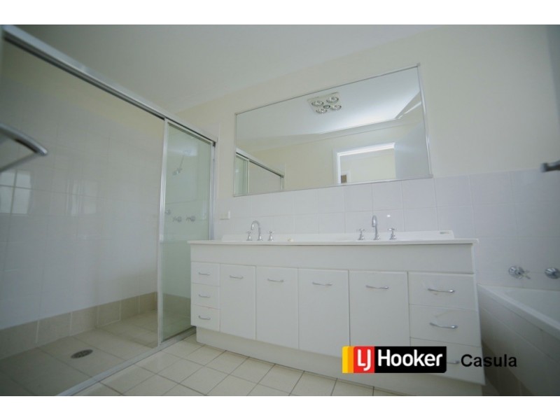 2 Kendall Drive, Casula NSW 2170