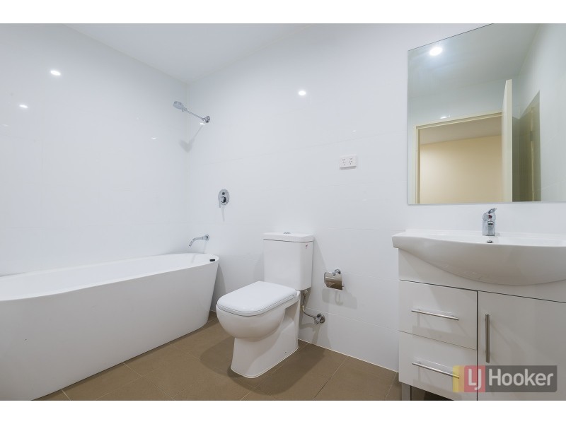 81/1 Browne Parade, Warwick Farm NSW 2170