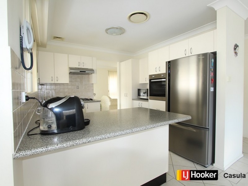 1 Vlatko Drive, West Hoxton NSW 2171