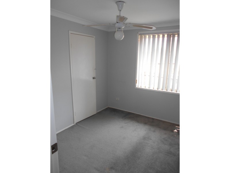 2/5 Nevil Way, Casula NSW 2170