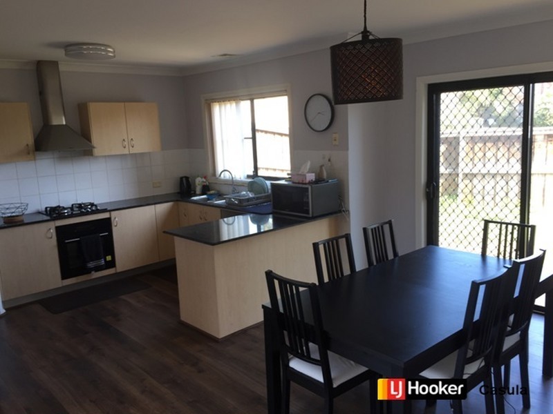 1 Foxgrove Avenue, Casula NSW 2170