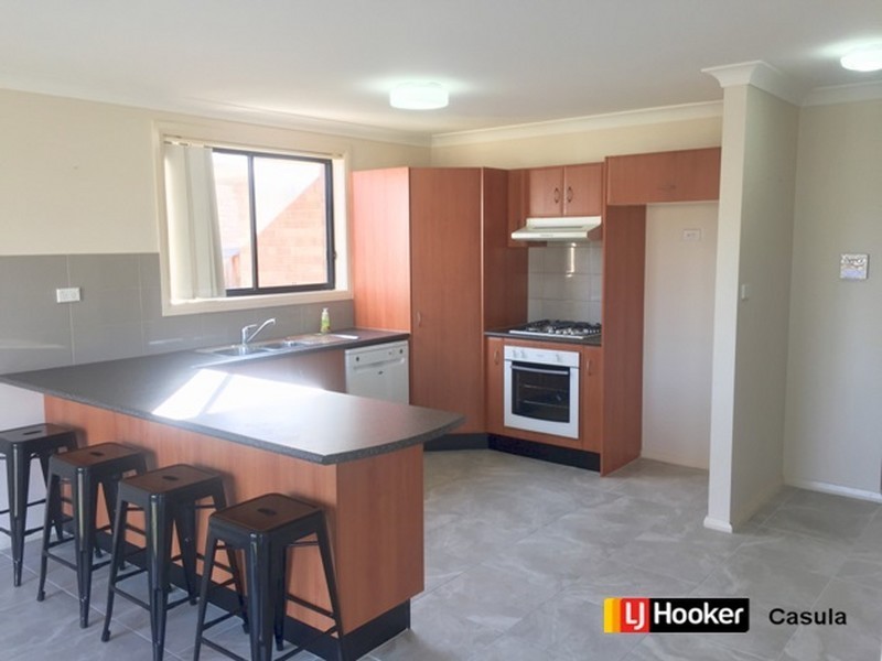 9 Graziers Way, Carnes Hill NSW 2171