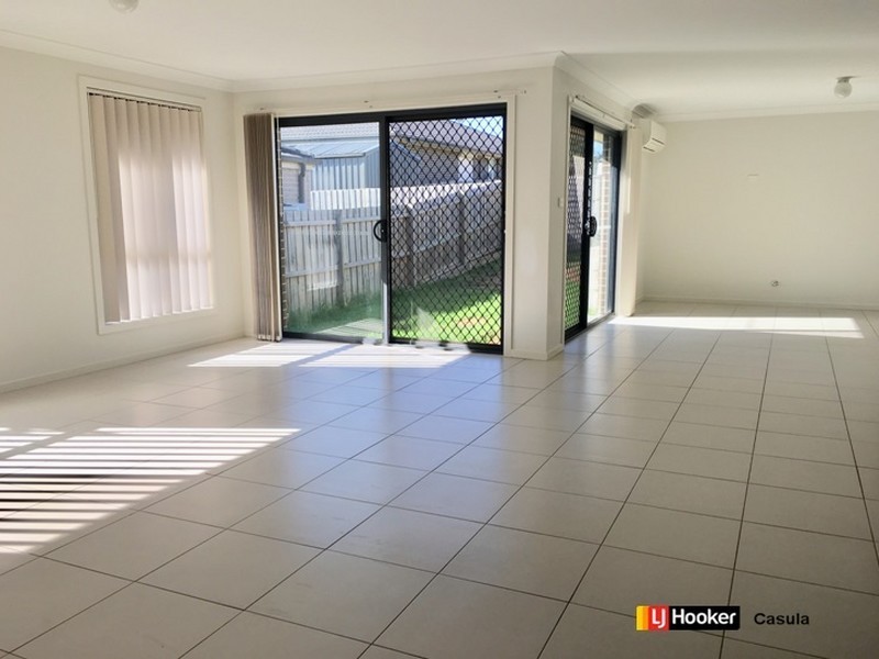 12 Gallina Drive, Spring Farm NSW 2570