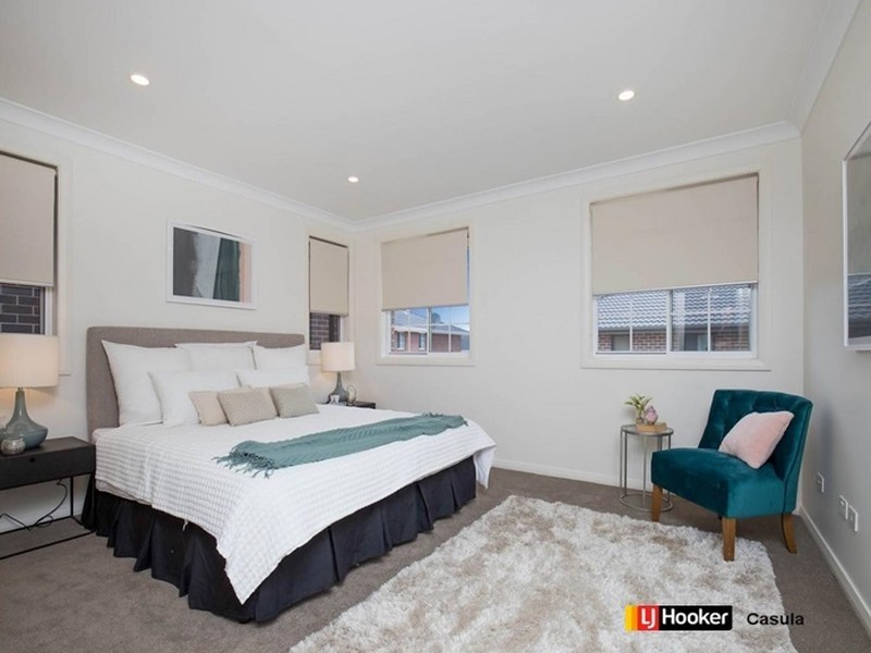 8/10 Old Glenfield Road, Casula NSW 2170