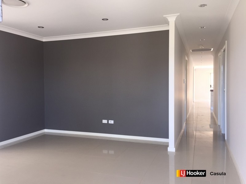 64 Affleck Gardens, Middleton Grange NSW 2171