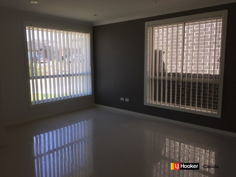 64 Affleck Gardens, Middleton Grange NSW 2171