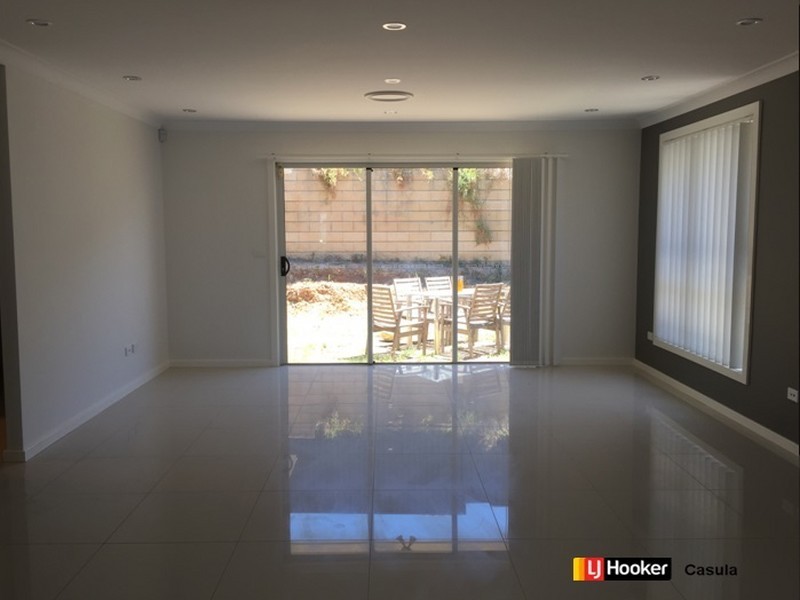 64 Affleck Gardens, Middleton Grange NSW 2171