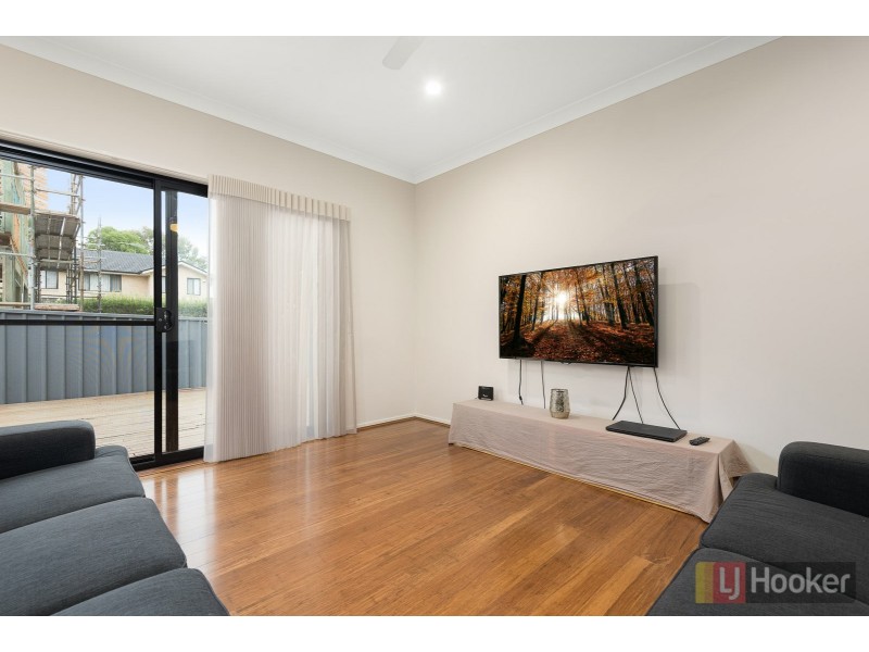 15B Canberra Avenue, Casula NSW 2170