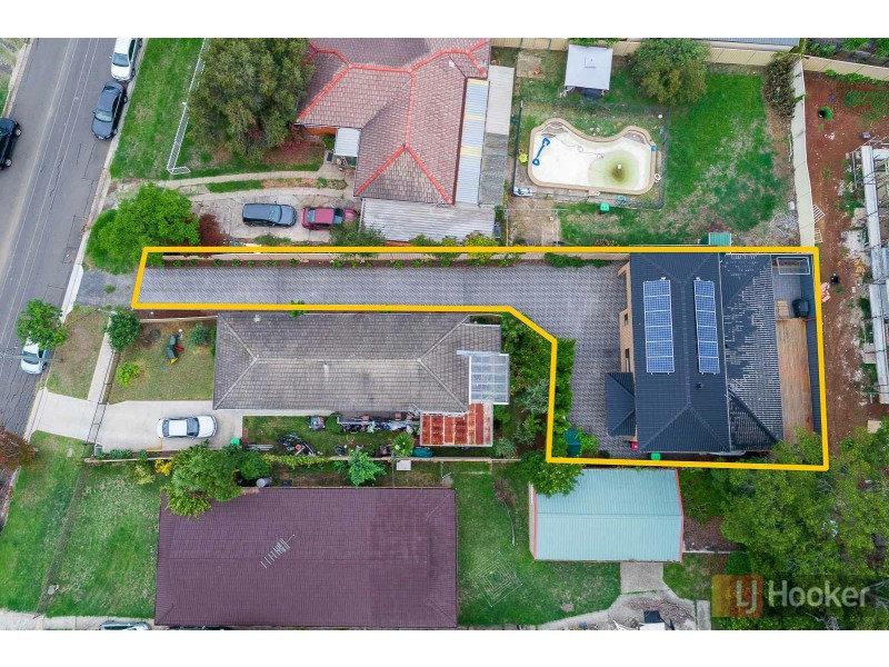 15B Canberra Avenue, Casula NSW 2170