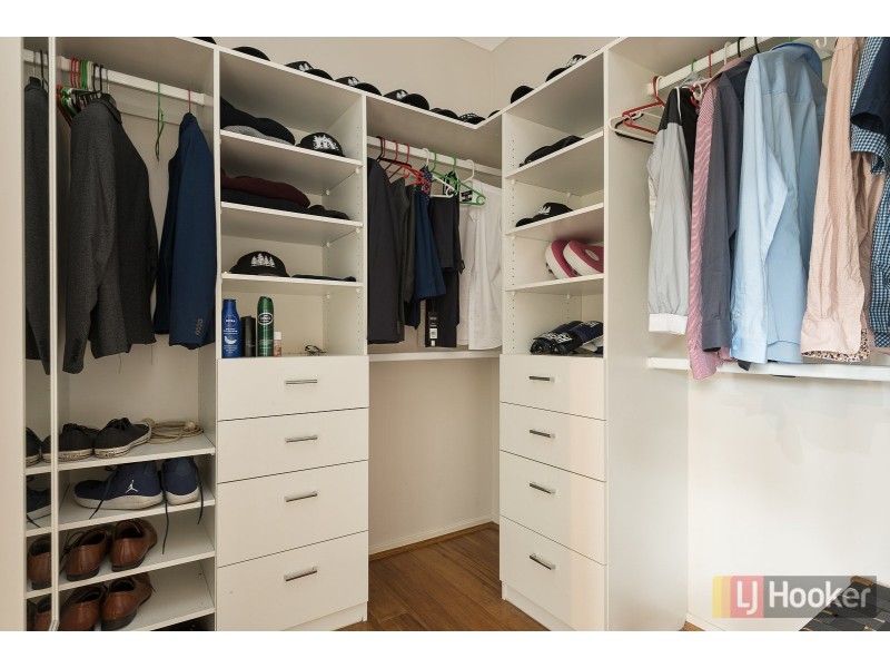 15B Canberra Avenue, Casula NSW 2170