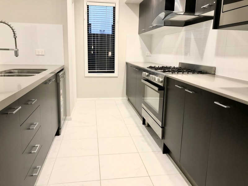 22 Commissioners Drive, Denham Court NSW 2565