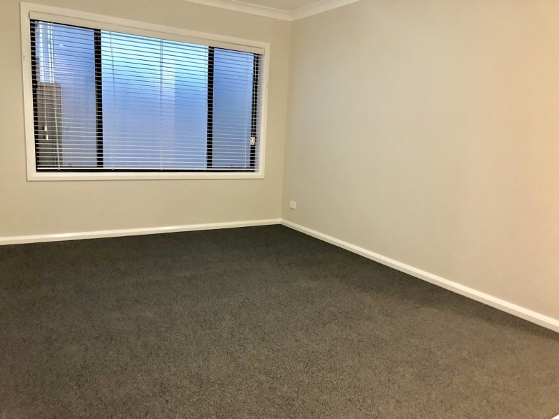 22 Commissioners Drive, Denham Court NSW 2565