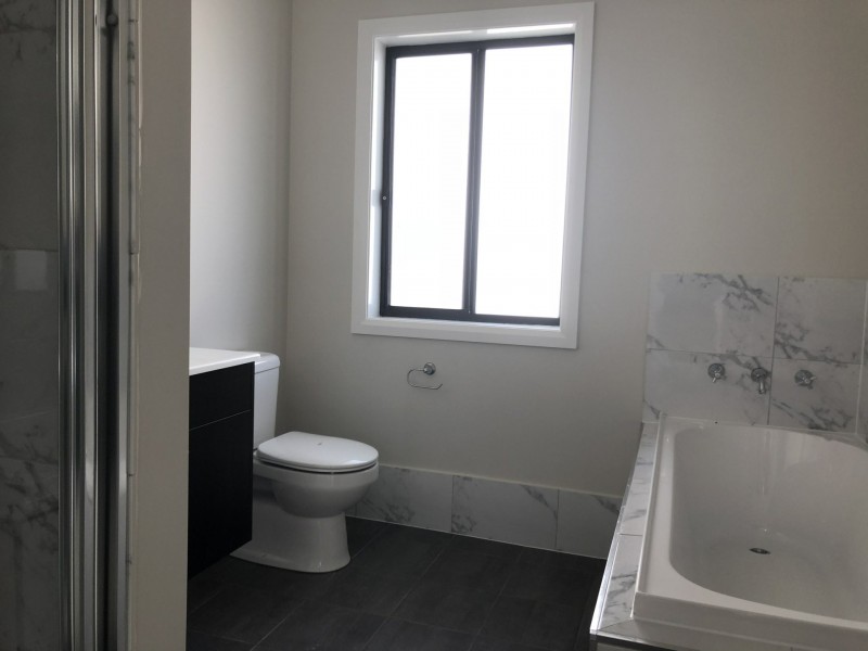22 Commissioners Drive, Denham Court NSW 2565