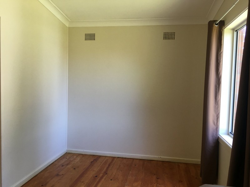 16 Lawrence Hargrave Road, Warwick Farm NSW 2170