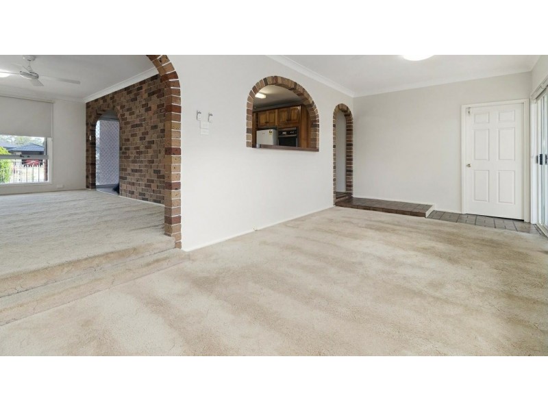 8 Denison Avenue, Lurnea NSW 2170