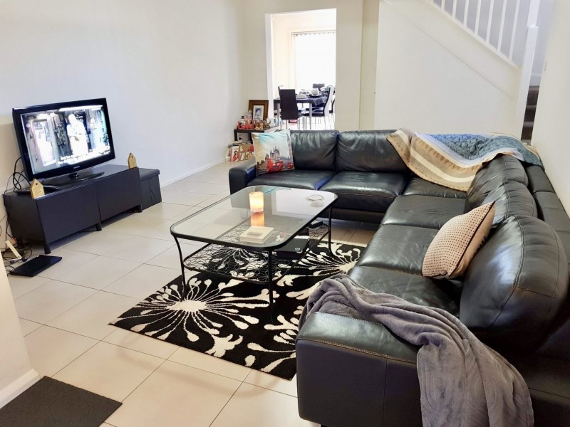 2/29 Skipton Lane, Prestons NSW 2170