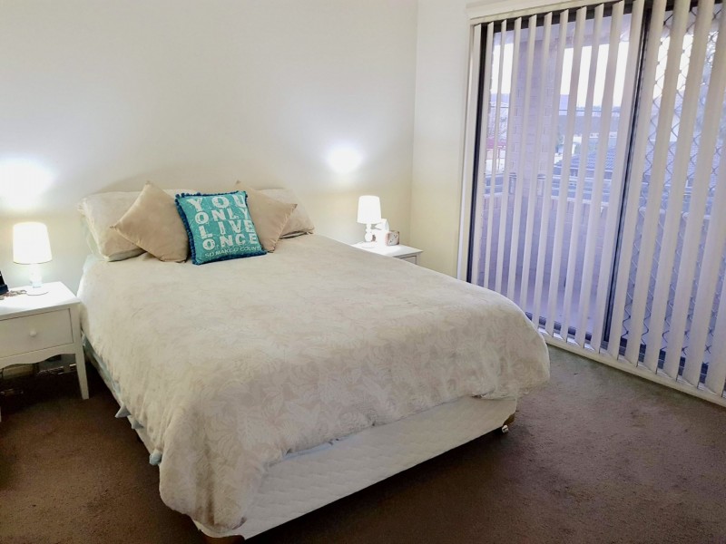 2/29 Skipton Lane, Prestons NSW 2170