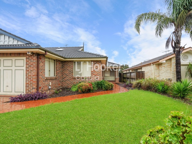 19 Magnolia Close, Casula NSW 2170