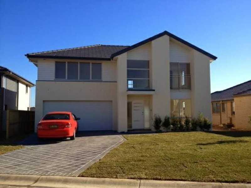 29 Grenada Road, Glenfield NSW 2167